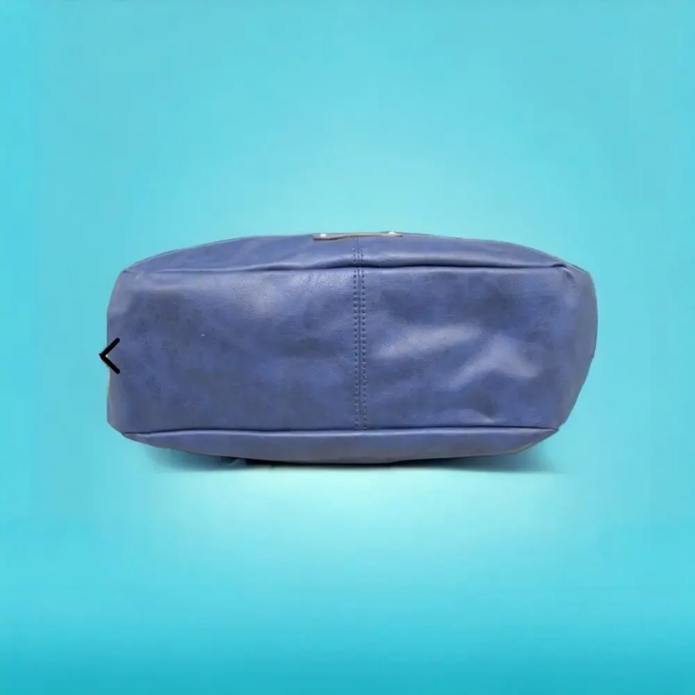 LIZ CLAIBORNE NWT NAVY LC MARA HOBO BAG